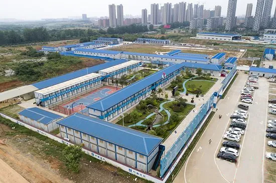 Unidad de vida prefabricada Casa modular ampliable del contenedor de envío de 20 pies para el sitio de construcción